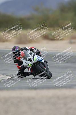 media/Sep-21-2025-Race Pace (Sun) [[98bf33ef95]]/Verified/10-Turn 10 (1150am)/